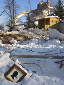 Demolition in Rechnik Park